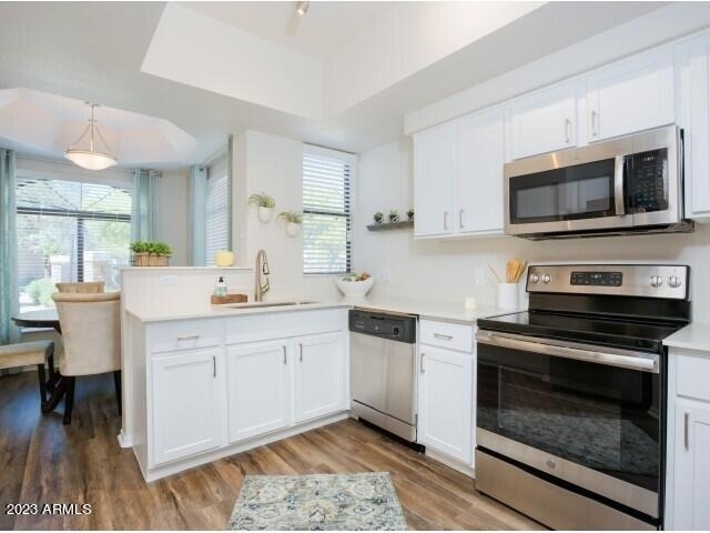 3636 E Inverness Avenue - Photo 3