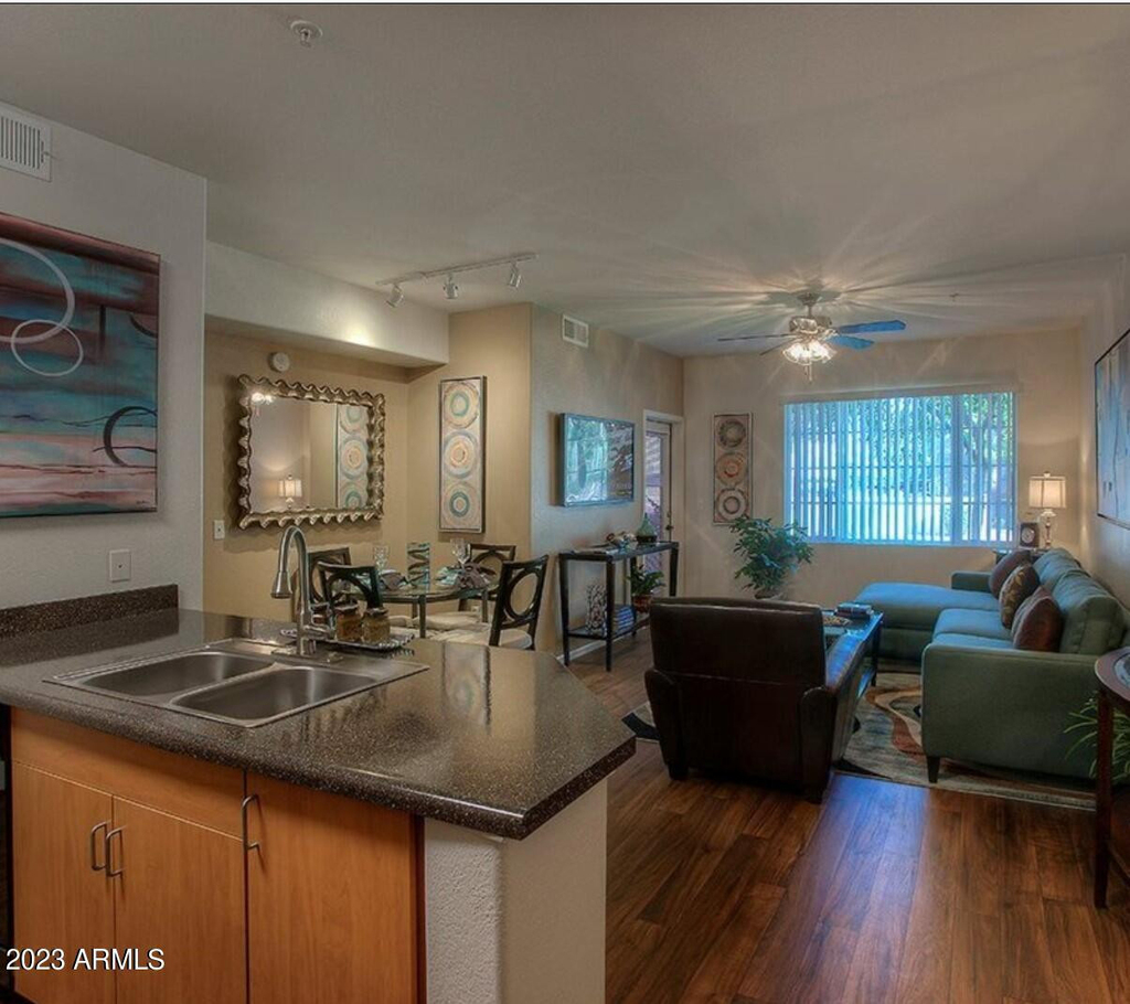 110 W Bell Road - Photo 2