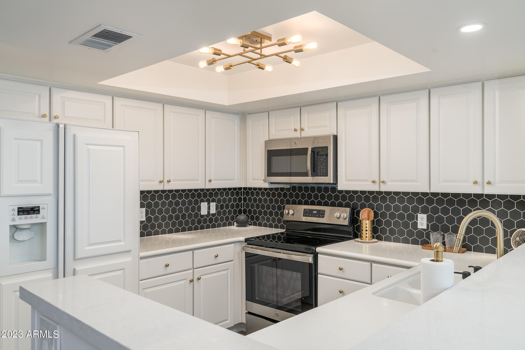 7401 E Northland Drive - Photo 1