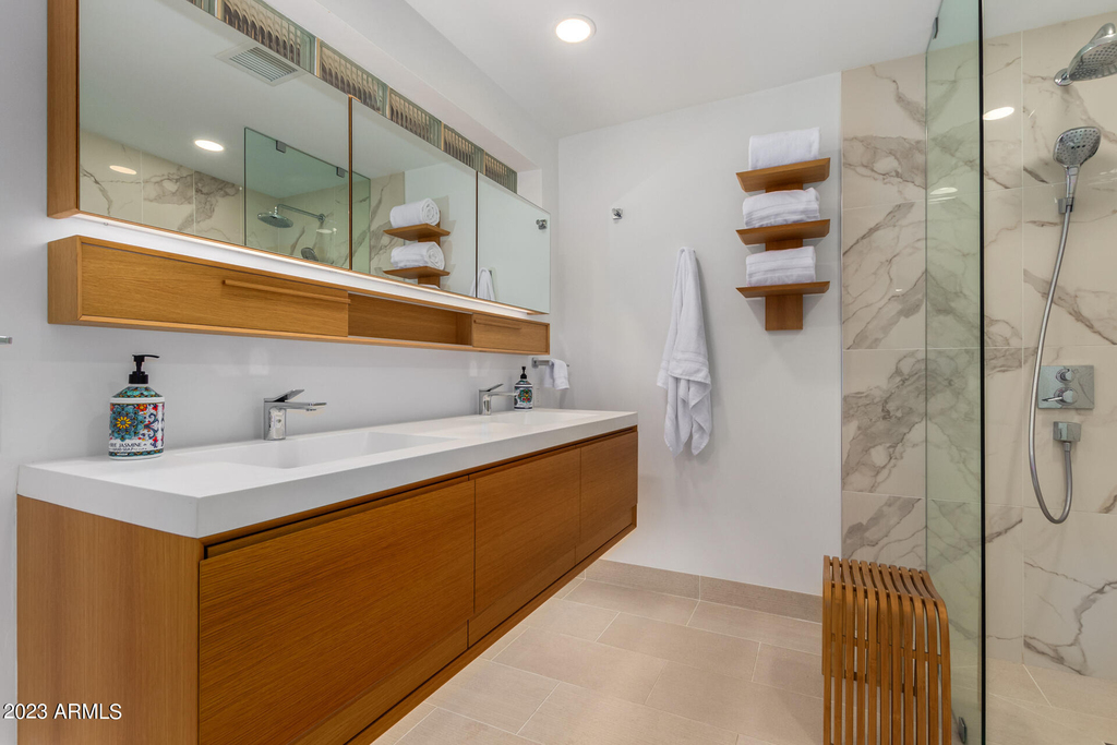 5222 N Saddle Rock Drive - Photo 17