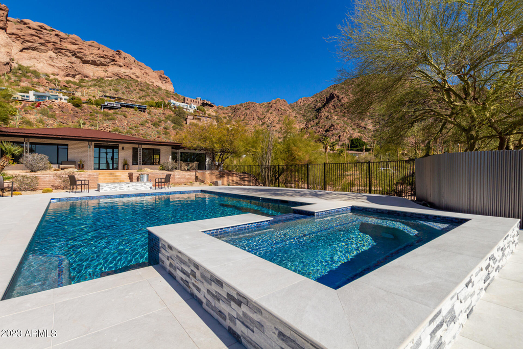 5222 N Saddle Rock Drive - Photo 6