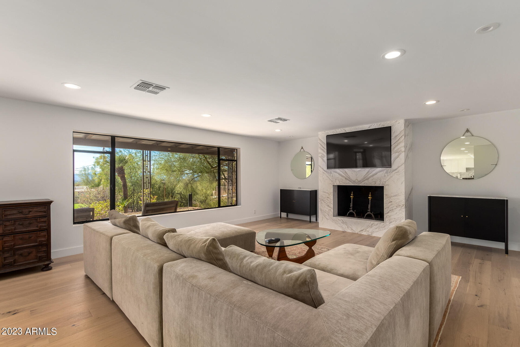 5222 N Saddle Rock Drive - Photo 2