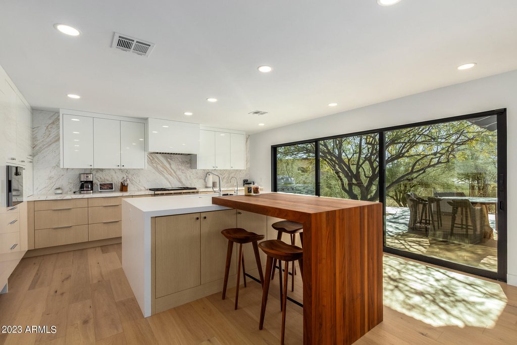 5222 N Saddle Rock Drive - Photo 1