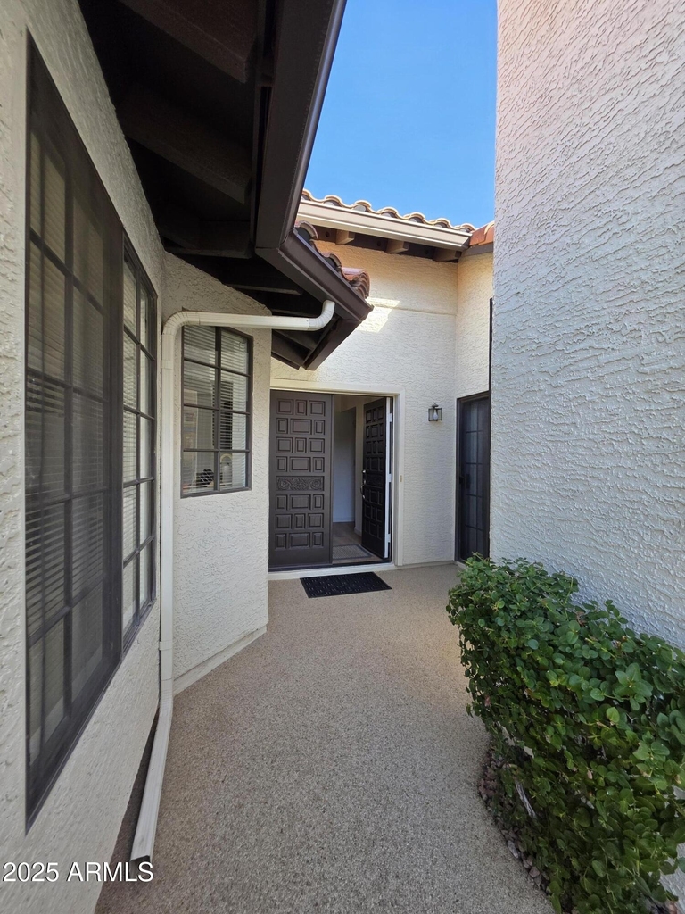 11011 N 92nd Street - Photo 5