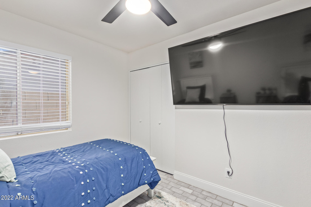 114 W Hunter Street - Photo 31