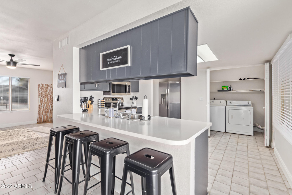 114 W Hunter Street - Photo 16