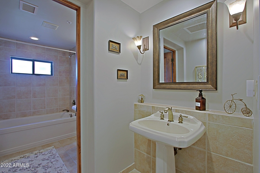 36601 N Mule Train Road - Photo 35