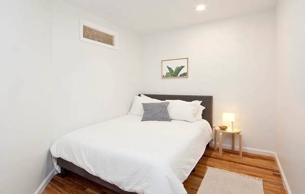 136 William Street - Photo 2