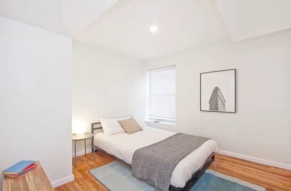 136 William Street - Photo 3