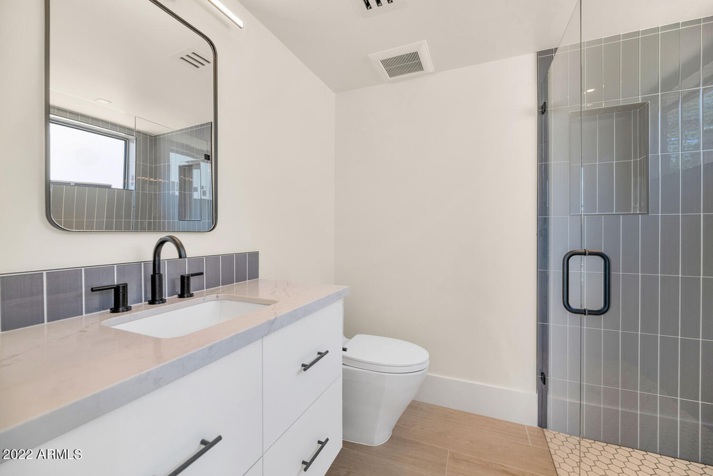 4216 E Hazelwood Street - Photo 23