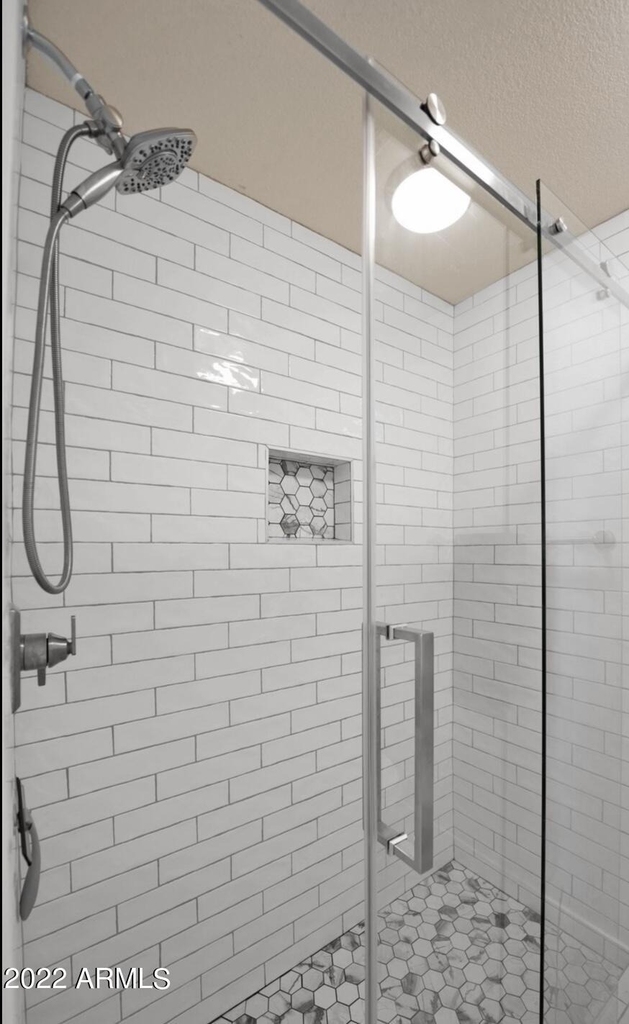 8787 E Mountain View Road - Photo 14