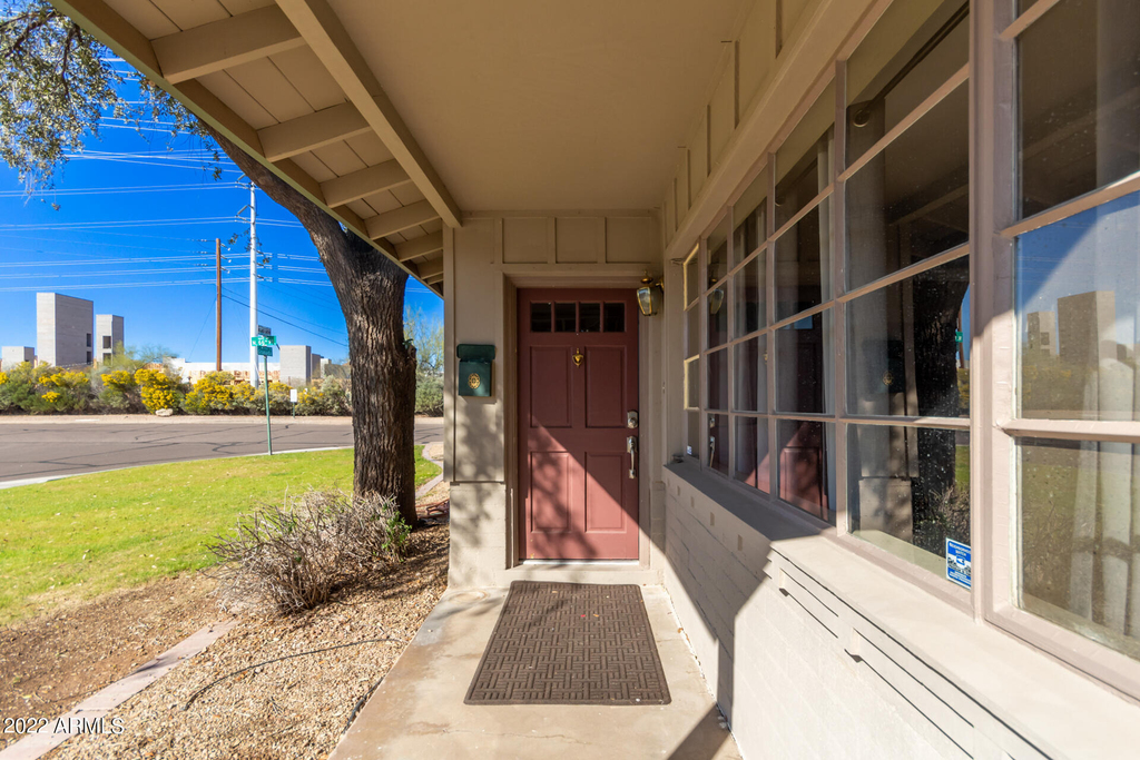 6626 E Granada Road - Photo 2