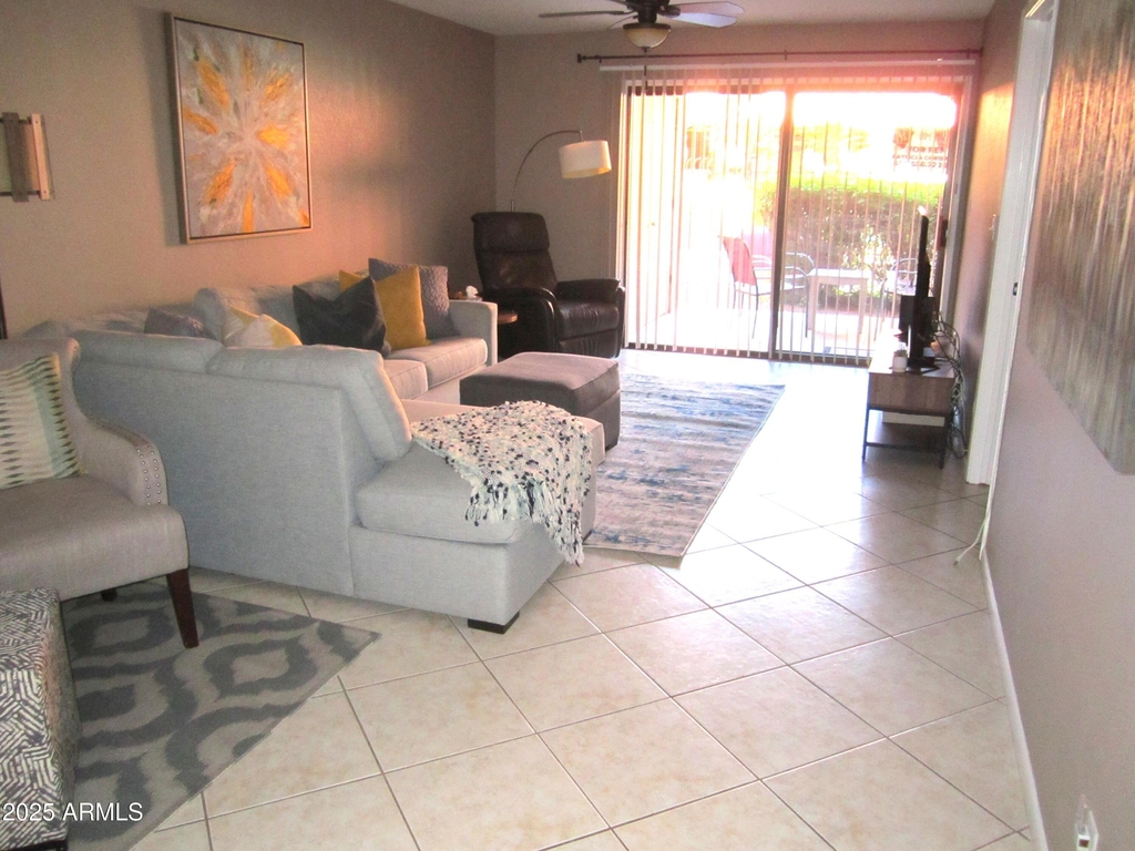 4303 E Cactus Road - Photo 4