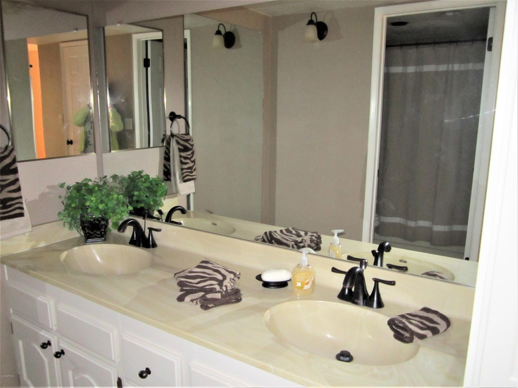 4303 E Cactus Road - Photo 19