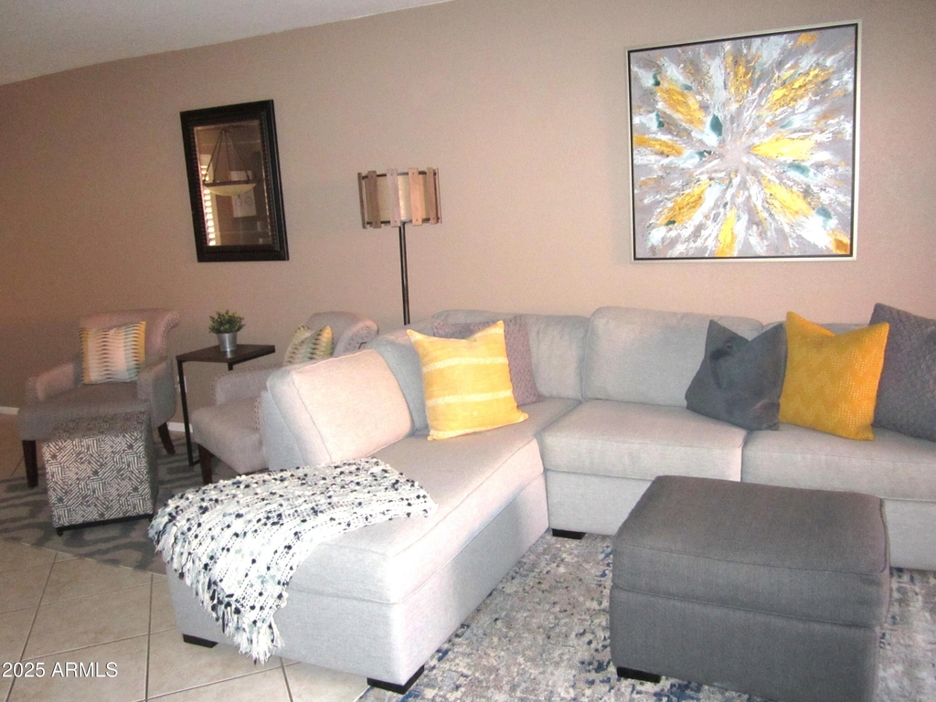 4303 E Cactus Road - Photo 3