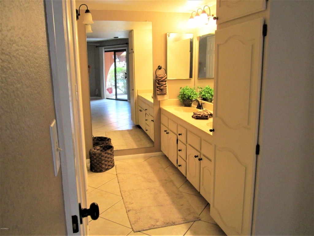 4303 E Cactus Road - Photo 20