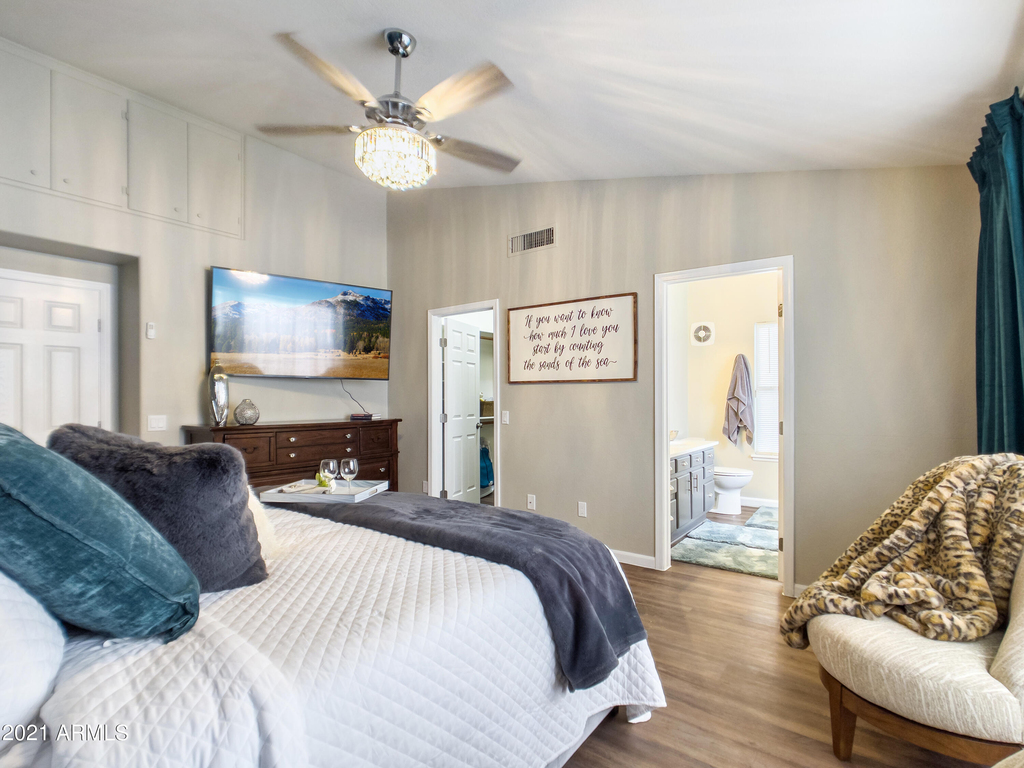 1218 E Seahorse Lane - Photo 11