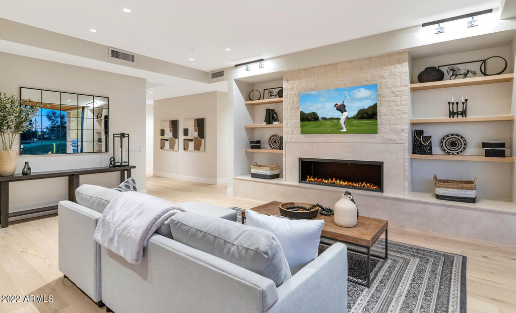 6331 E Phoenician Boulevard - Photo 2