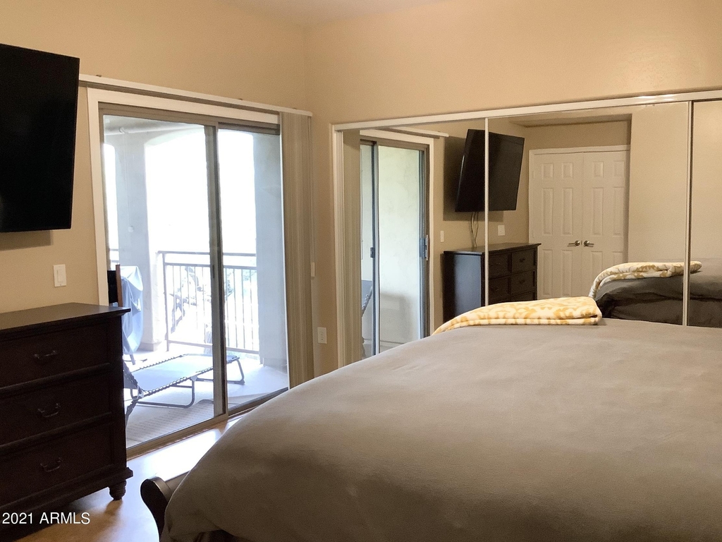16801 N 94th Street - Photo 8