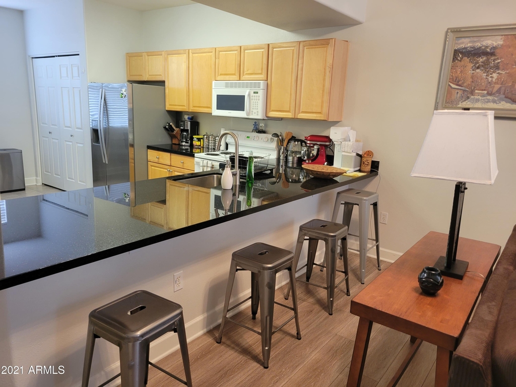 19777 N 76th Street - Photo 2