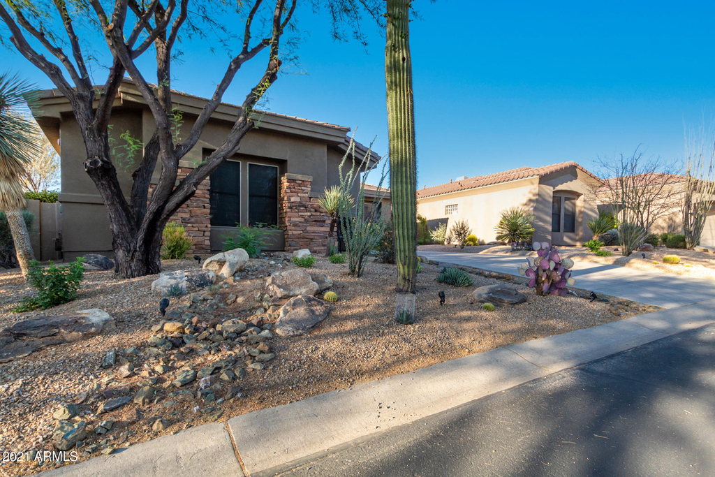 7468 E Soaring Eagle Way - Photo 1