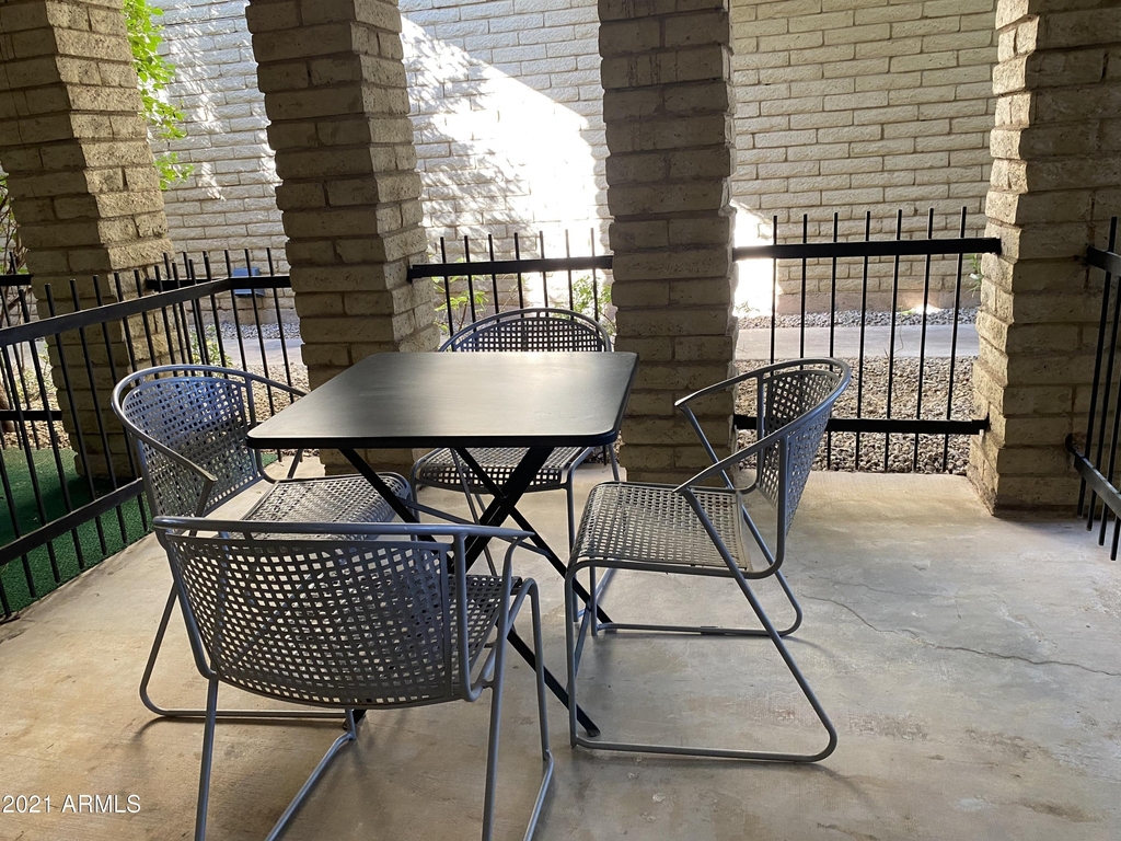 6925 E 4th Street - Photo 8