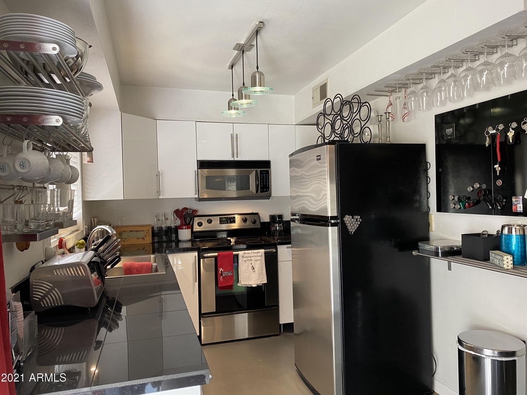 6925 E 4th Street - Photo 14