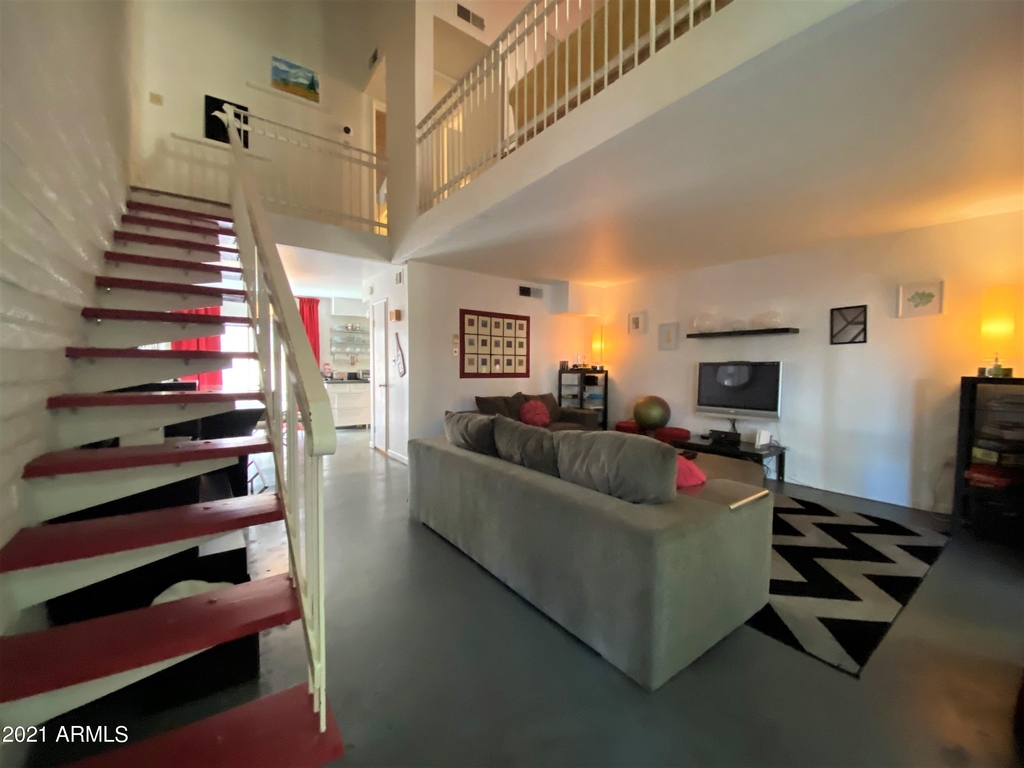6925 E 4th Street - Photo 11