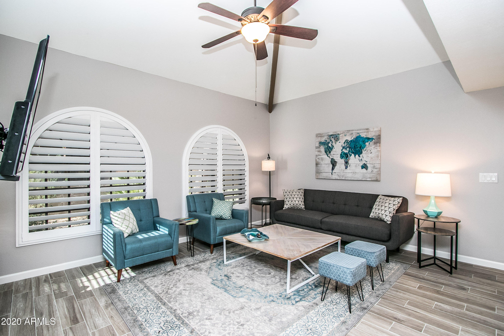 1211 N Miller Road - Photo 2