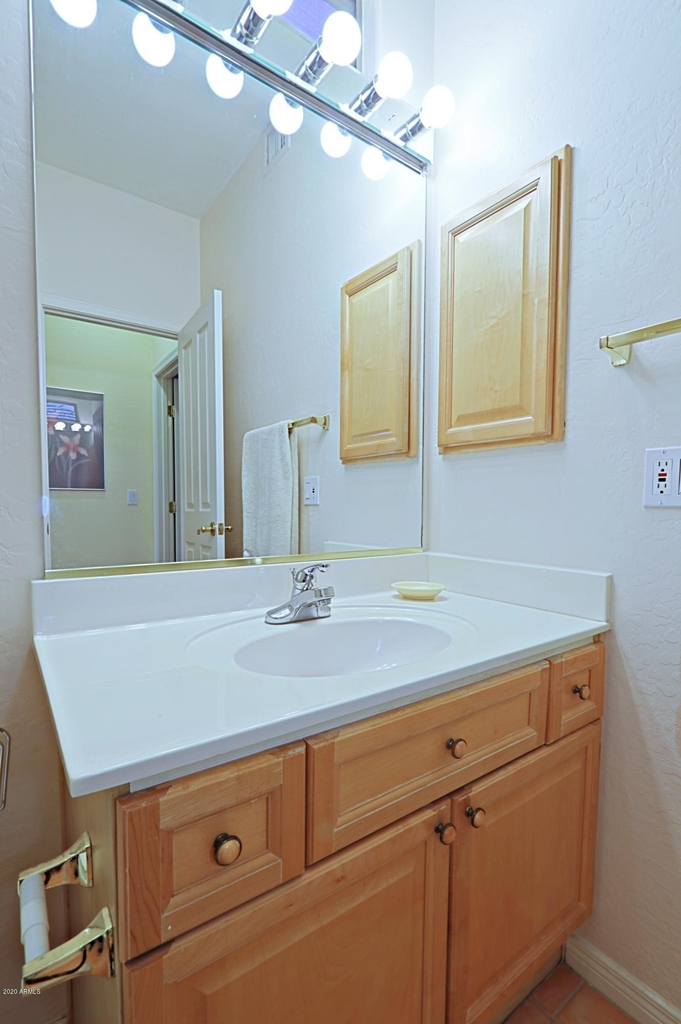 6803 E Eagle Feather Road - Photo 19