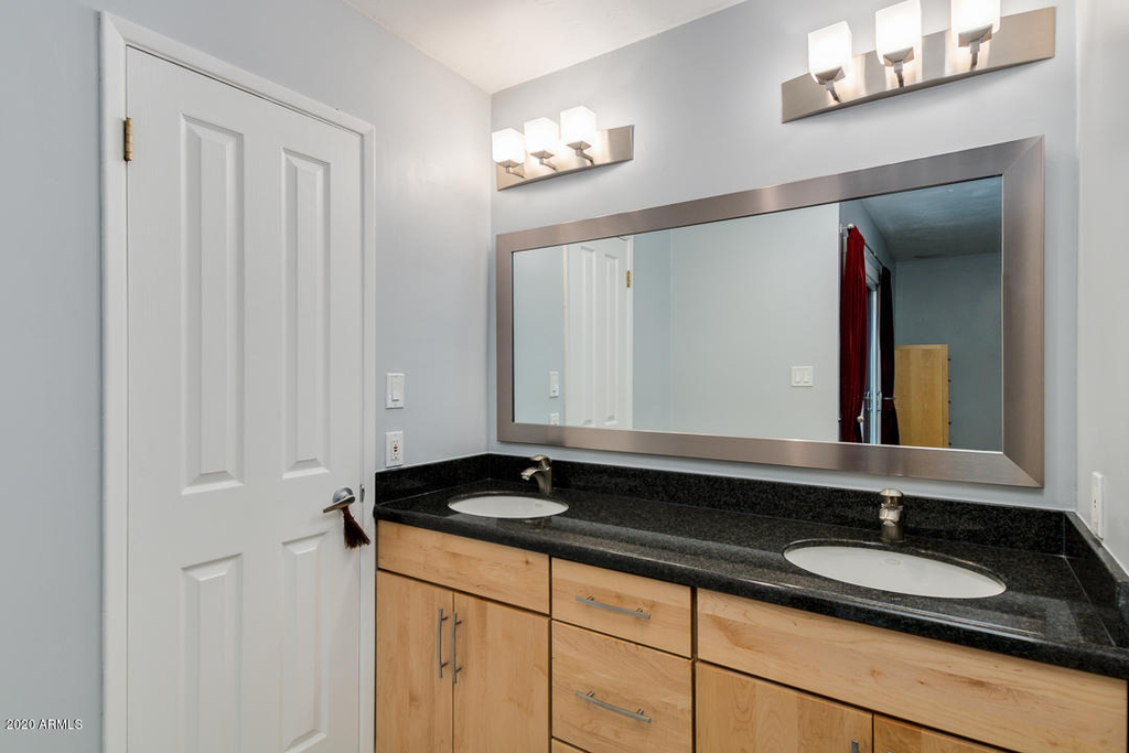 924 N 86th Way - Photo 17