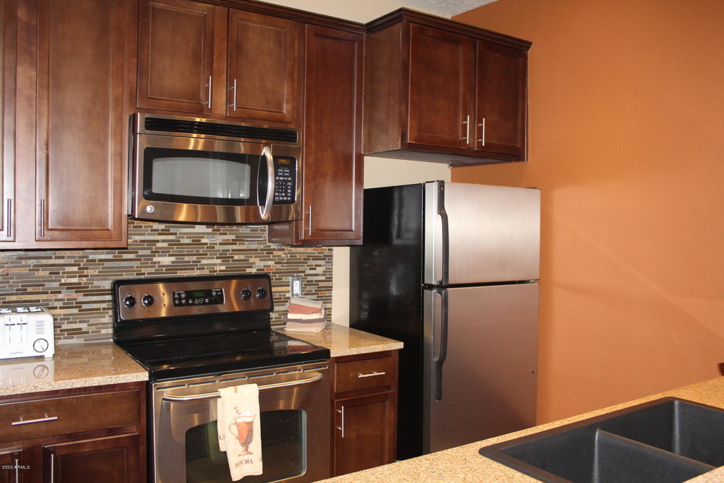 14145 N 92nd Street - Photo 9