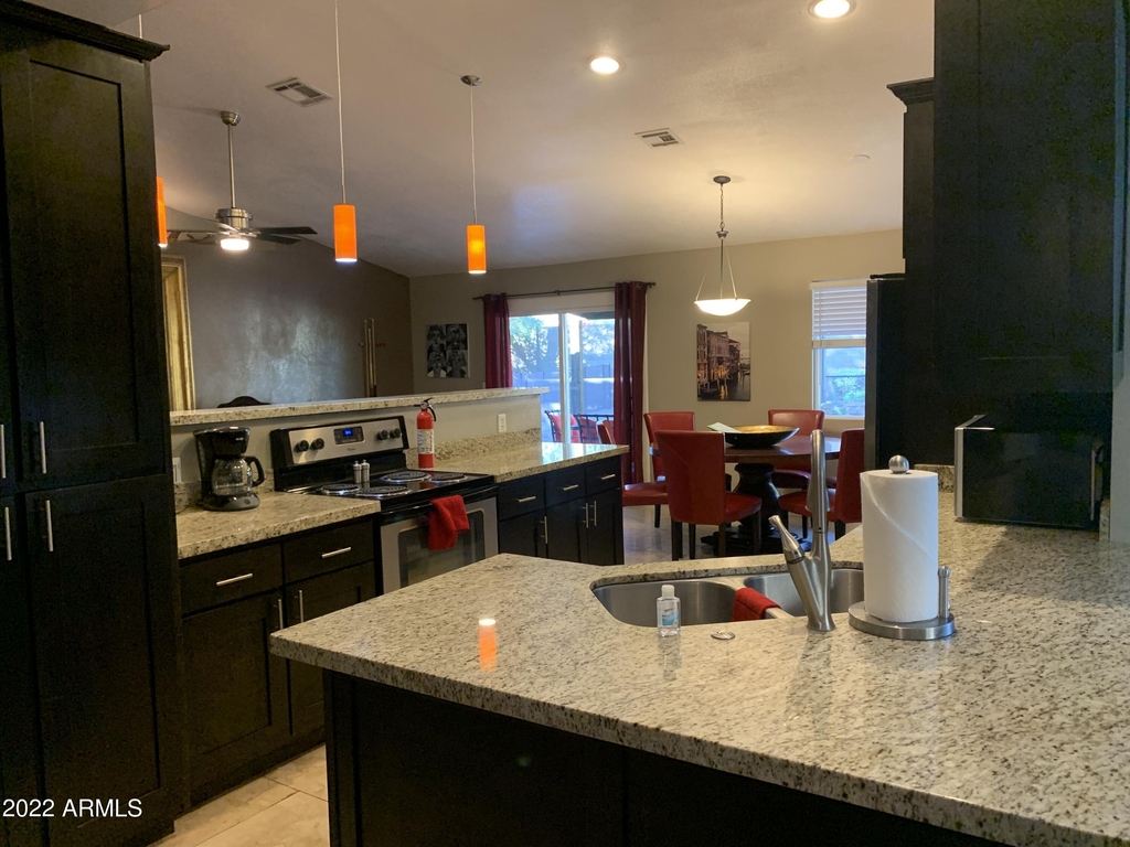 6002 E Beck Lane - Photo 4