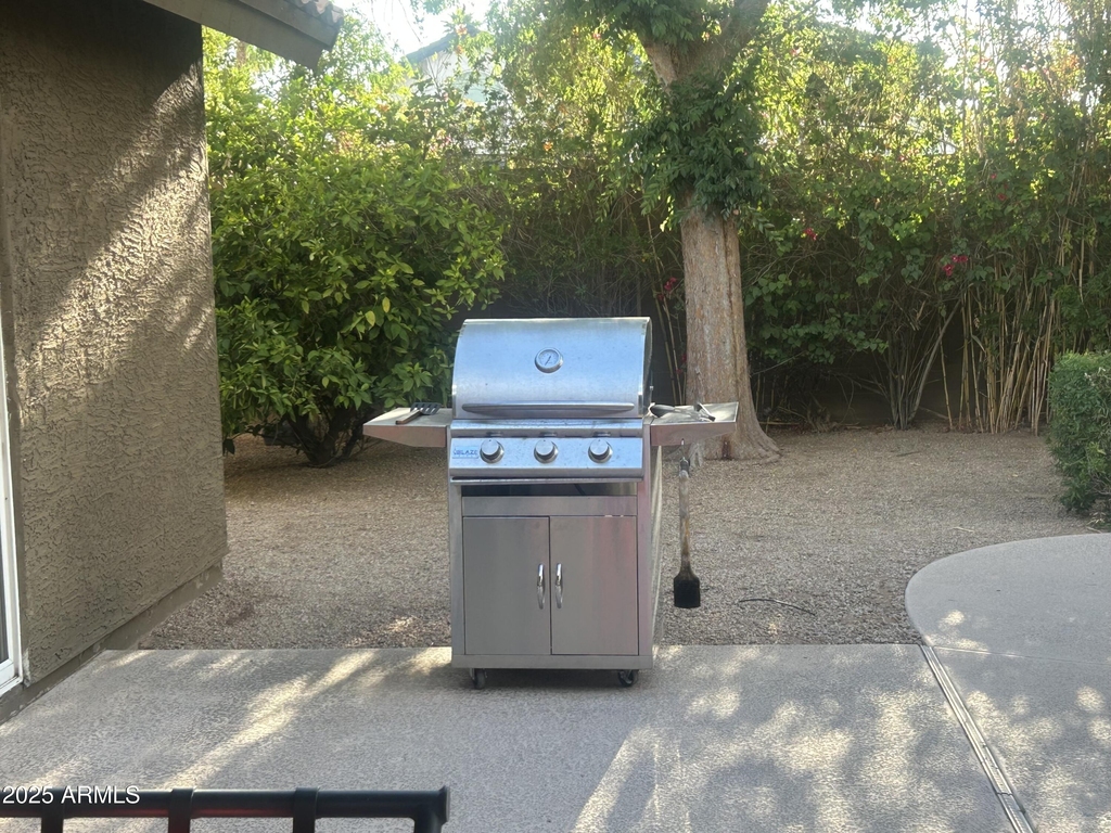 6002 E Beck Lane - Photo 31