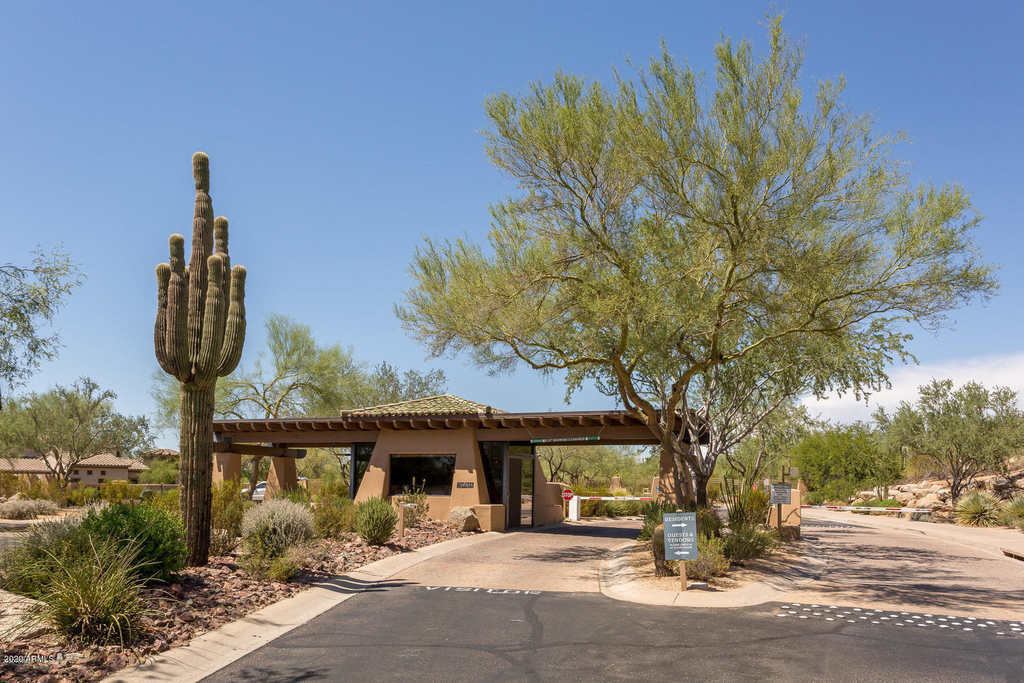 19550 N Grayhawk Drive - Photo 36