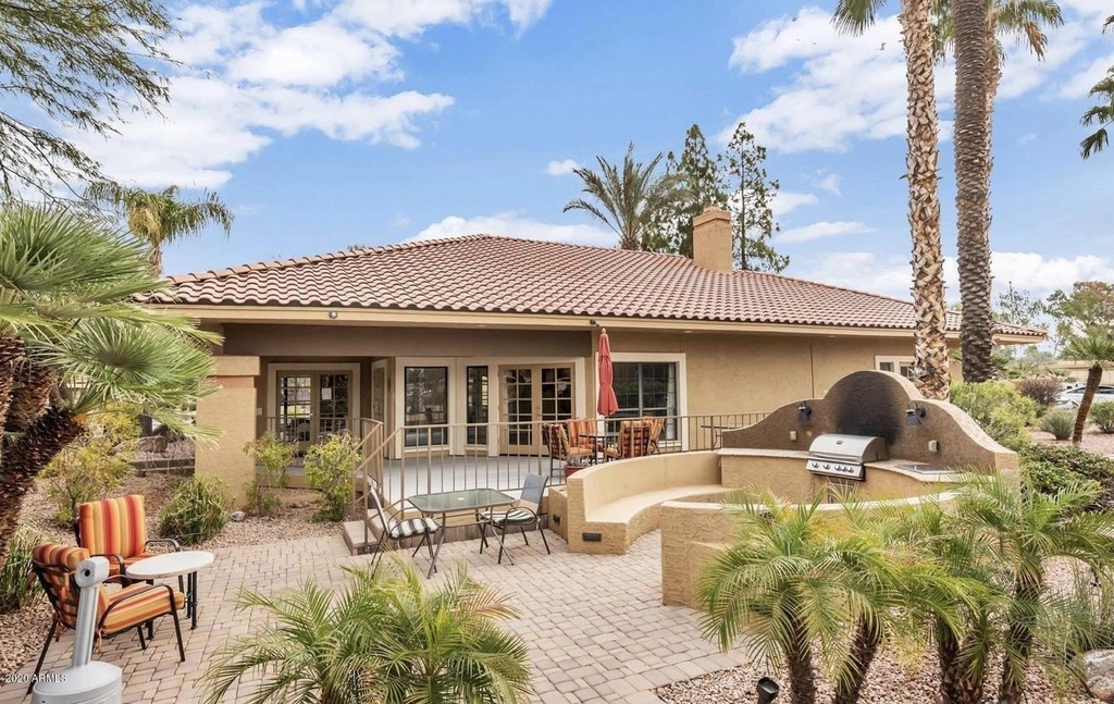 8787 E Mountain View Road - Photo 37