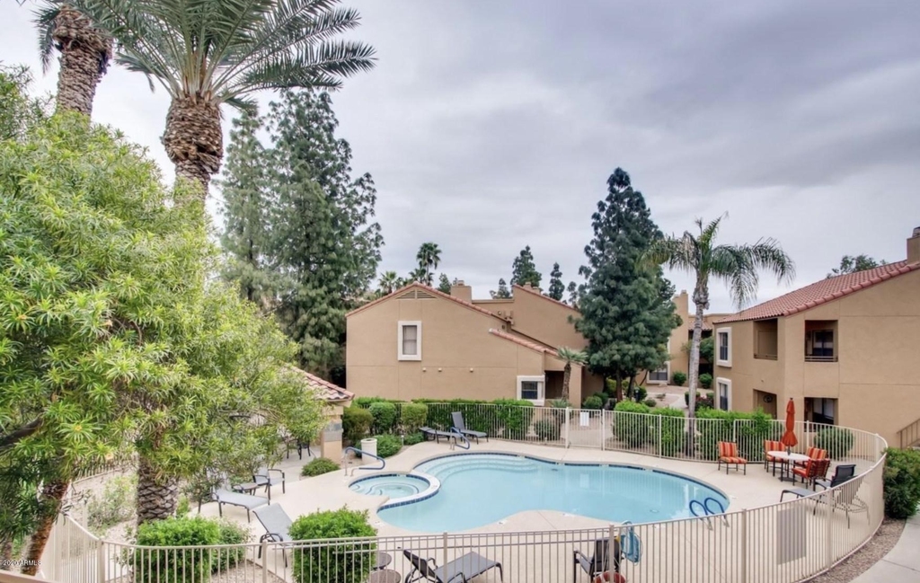 8787 E Mountain View Road - Photo 28