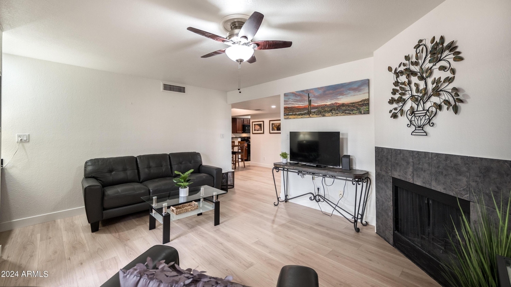 8787 E Mountain View Road - Photo 6
