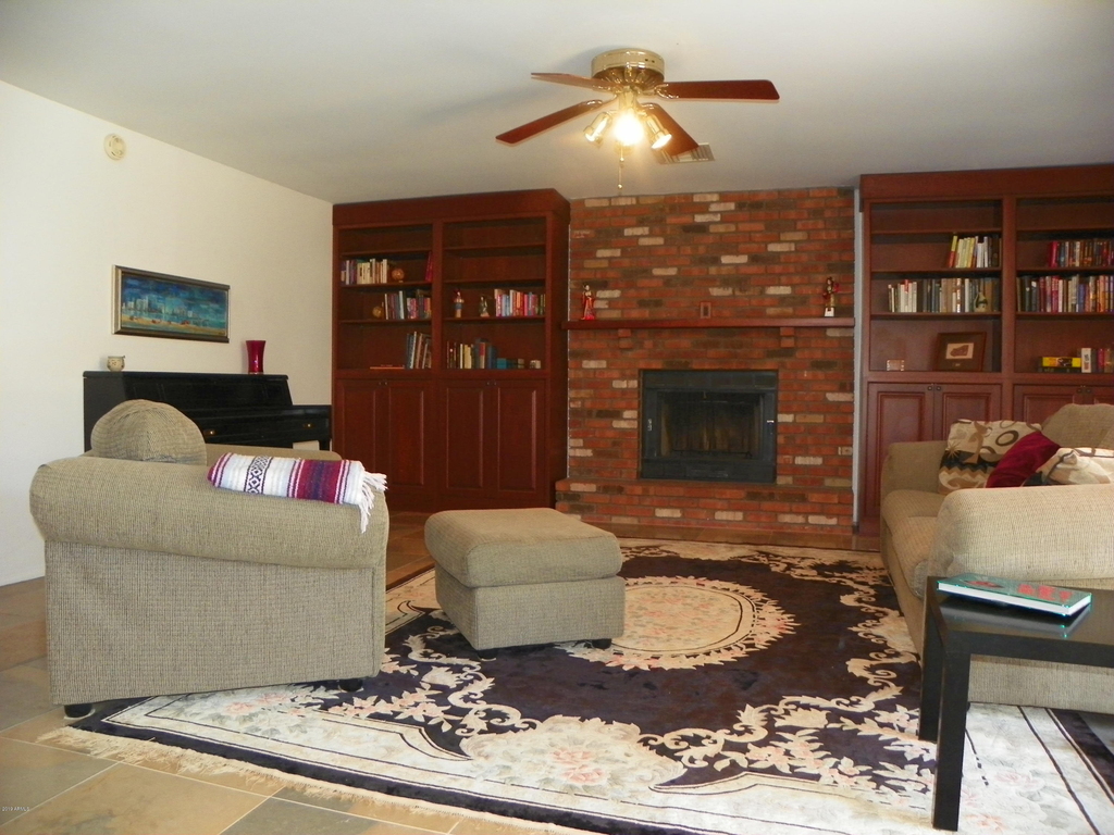 6032 N 77th Place - Photo 11