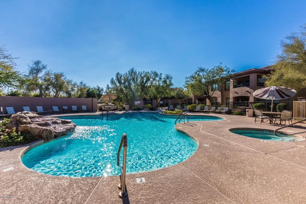 33550 N Dove Lakes Drive - Photo 24
