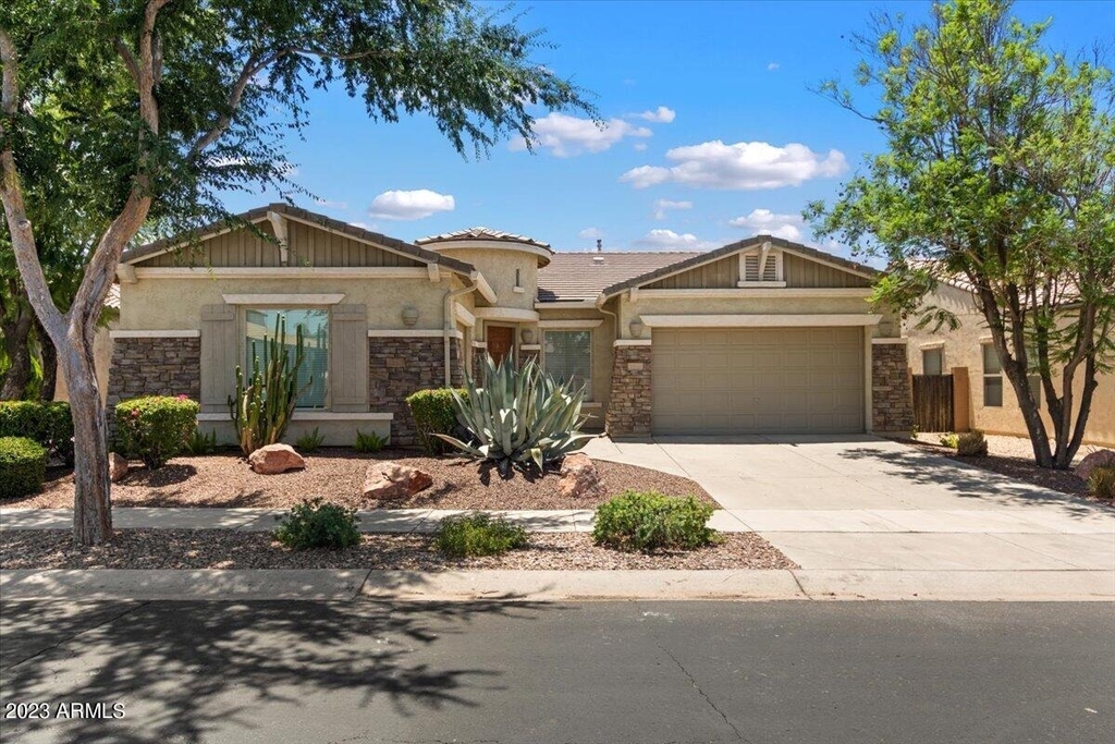 743 E Torrey Pines Place - Photo 1