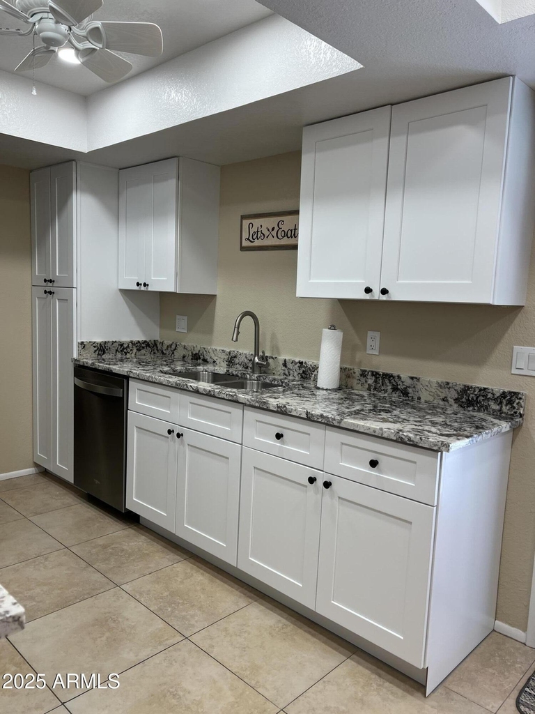 12212 N Paradise Village Parkway S - Photo 1