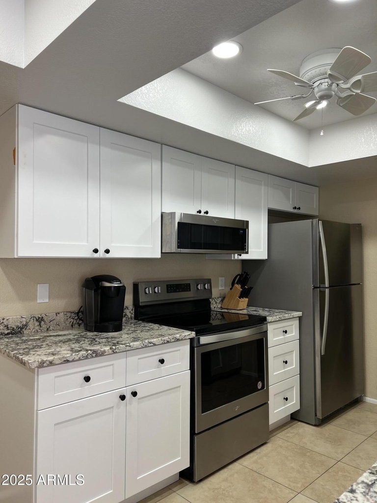 12212 N Paradise Village Parkway S - Photo 3
