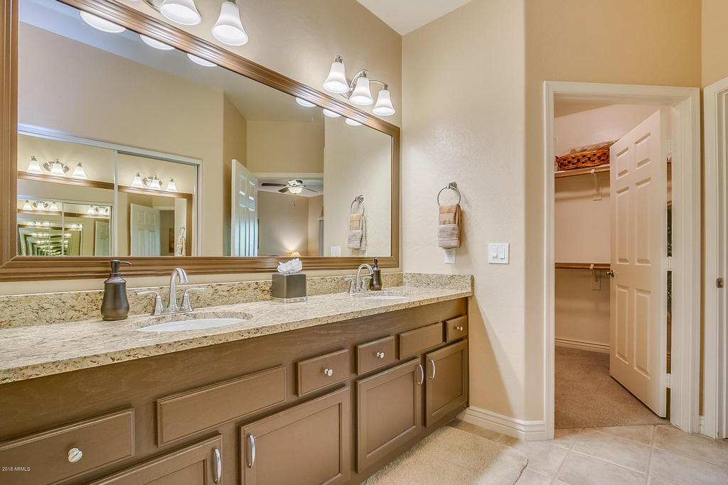 16801 N 94th Street - Photo 15