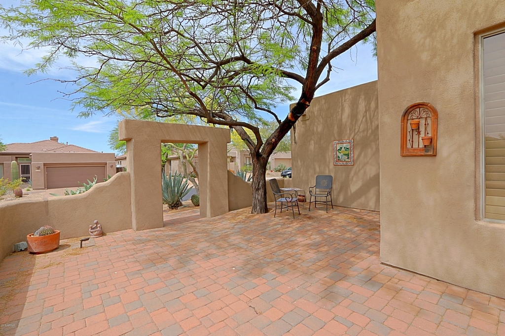 32761 N 69th Street - Photo 2