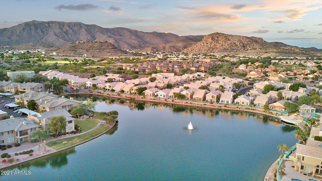 1138 E Amberwood Drive - Photo 41
