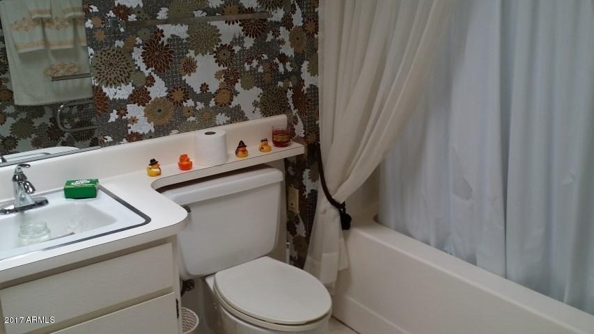 18601 N Welk Drive - Photo 20