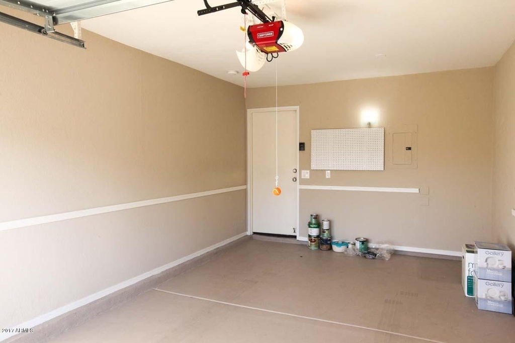 1633 E Lakeside Drive - Photo 22