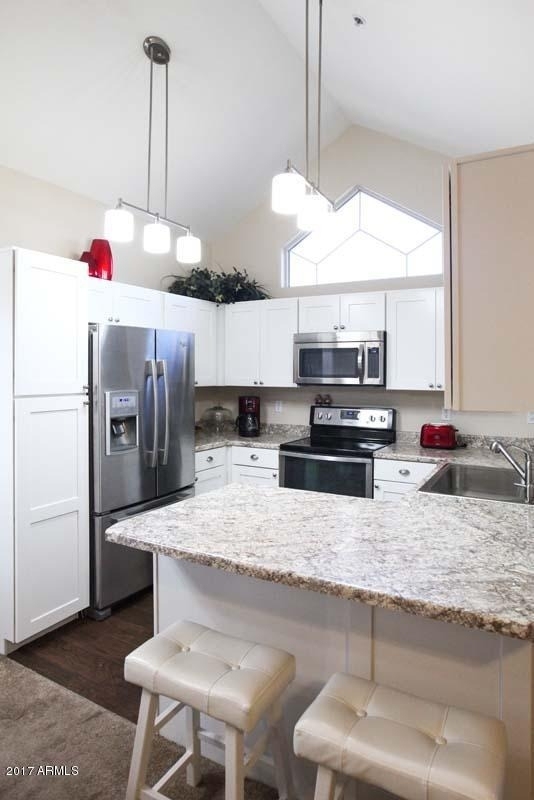 1633 E Lakeside Drive - Photo 9