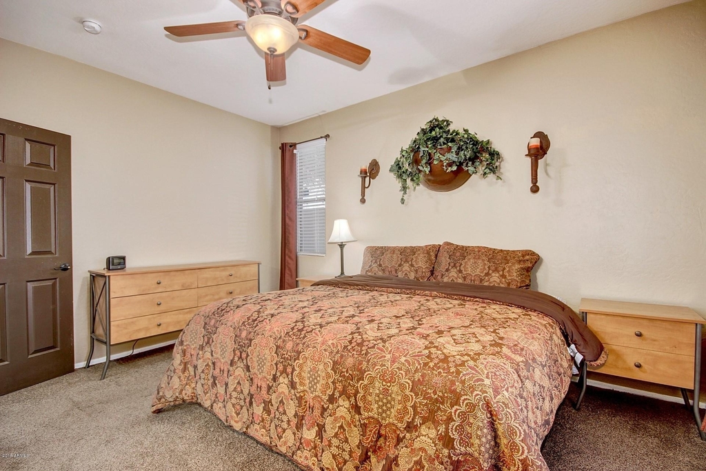 2553 N Raven Street - Photo 8